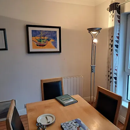 203 Harbour Mill Apartment *