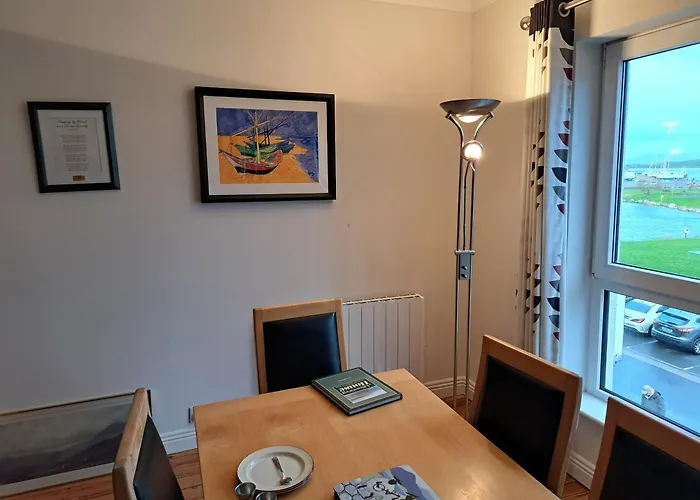 203 Harbour Mill Апартаменты *